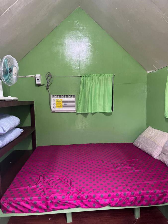 Roca'S Homestay Backpackers Chalet Batuan ภายนอก รูปภาพ