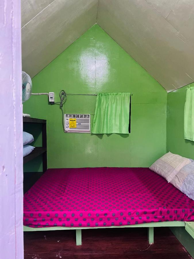Roca'S Homestay Backpackers Chalet Batuan ภายนอก รูปภาพ