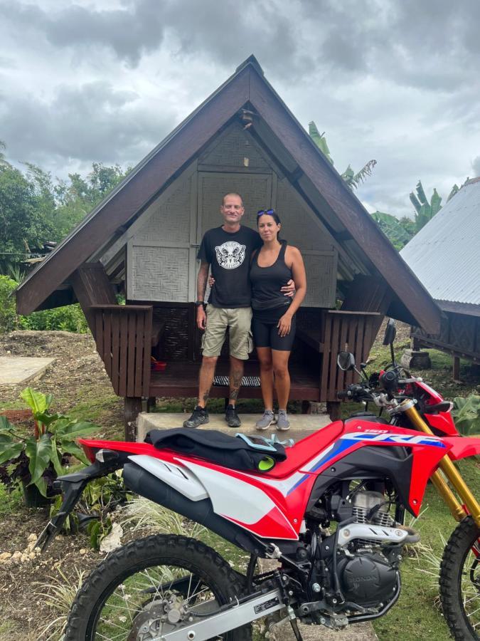 Roca'S Homestay Backpackers Chalet Batuan ภายนอก รูปภาพ