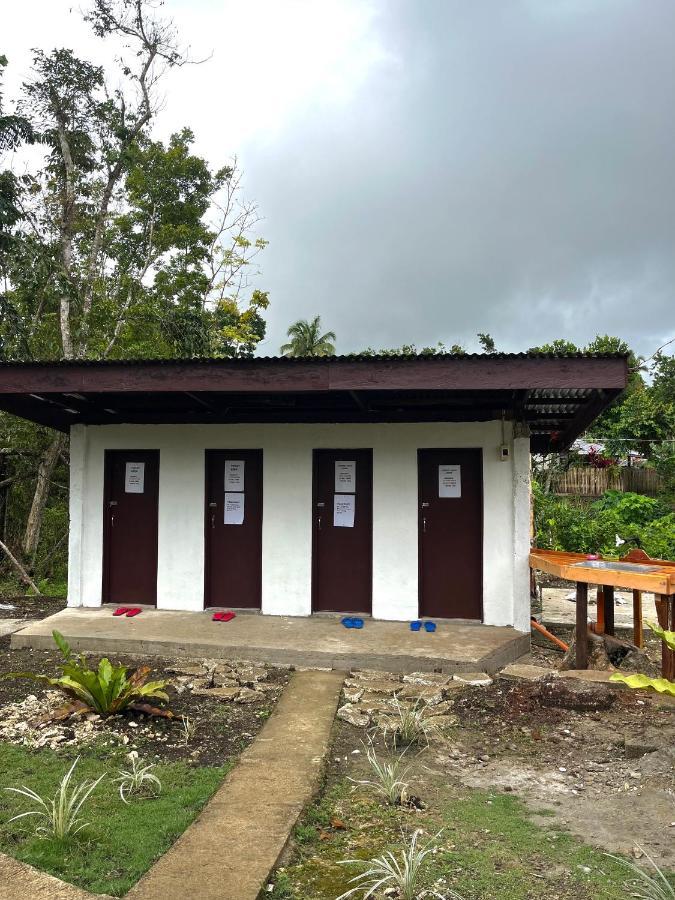 Roca'S Homestay Backpackers Chalet Batuan ภายนอก รูปภาพ