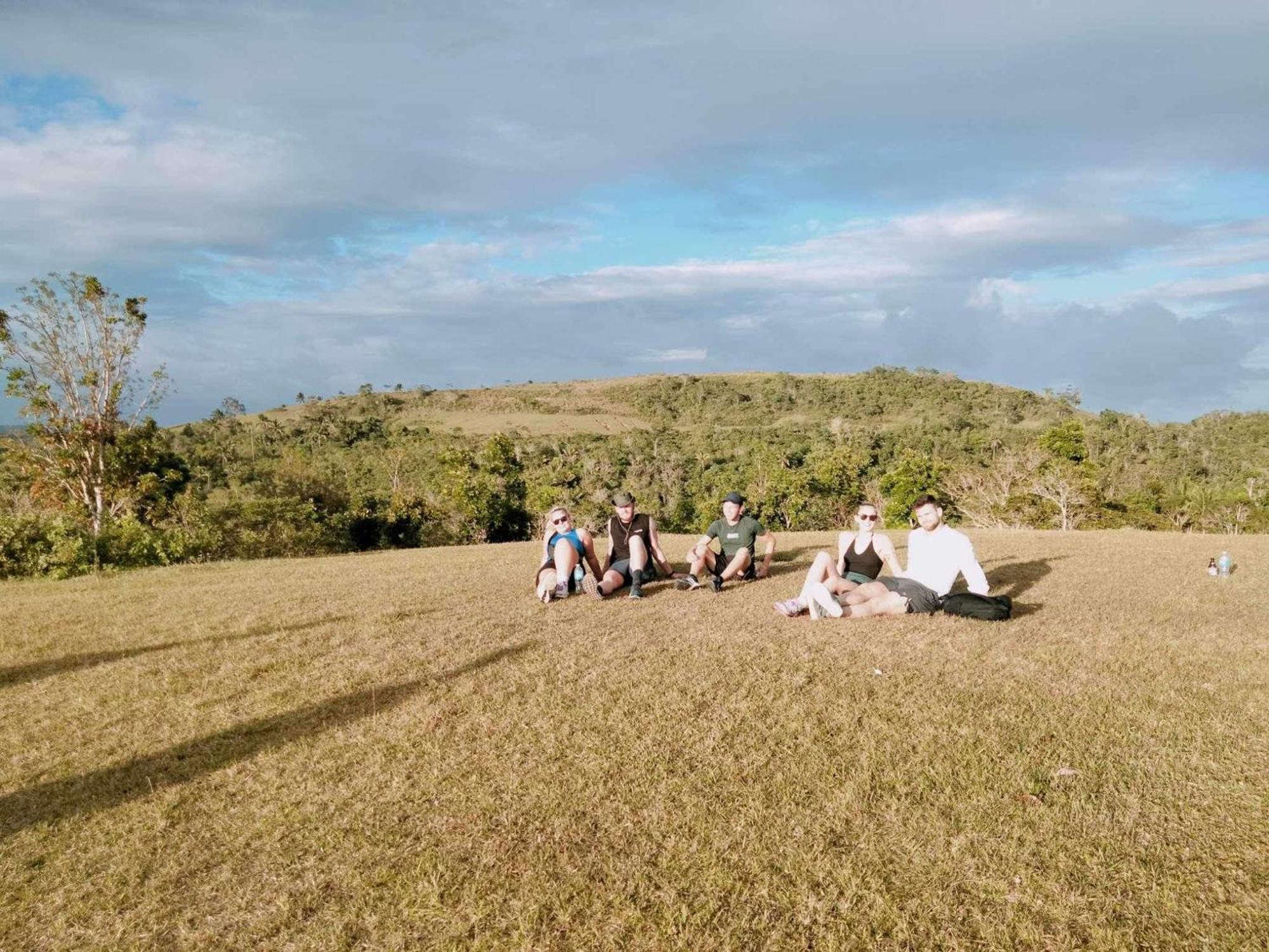 Roca'S Homestay Backpackers Chalet Batuan ภายนอก รูปภาพ