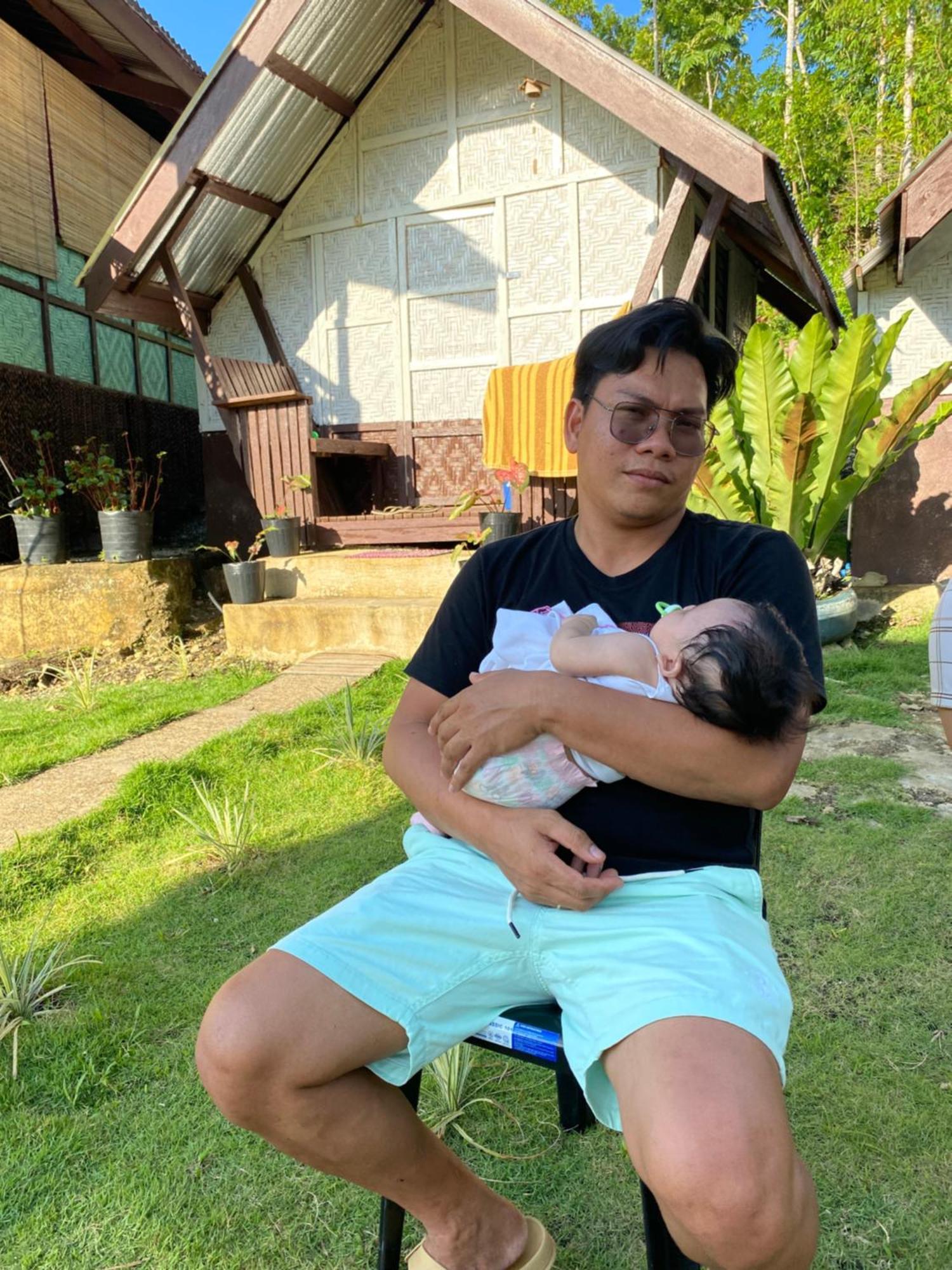 Roca'S Homestay Backpackers Chalet Batuan ภายนอก รูปภาพ